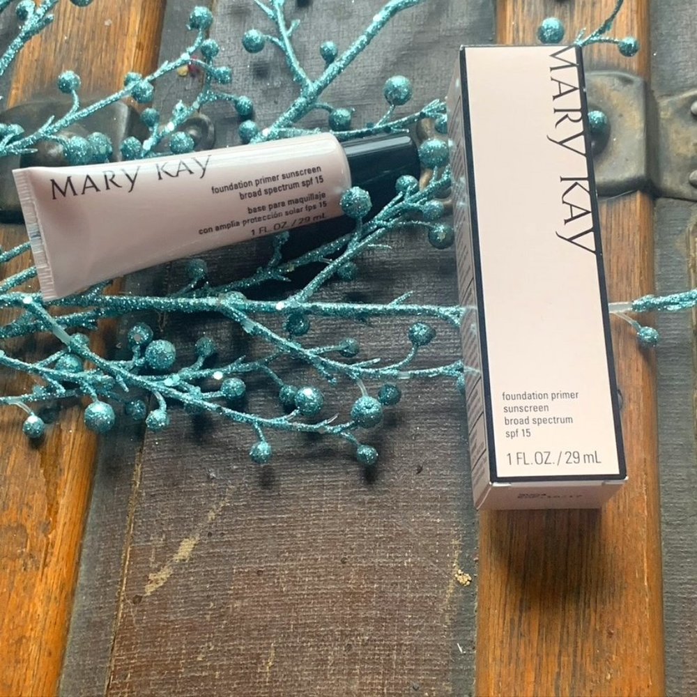 Mary Kay Foundation Primer, lightweight, smoothing, stay power, prime, exp SPF
